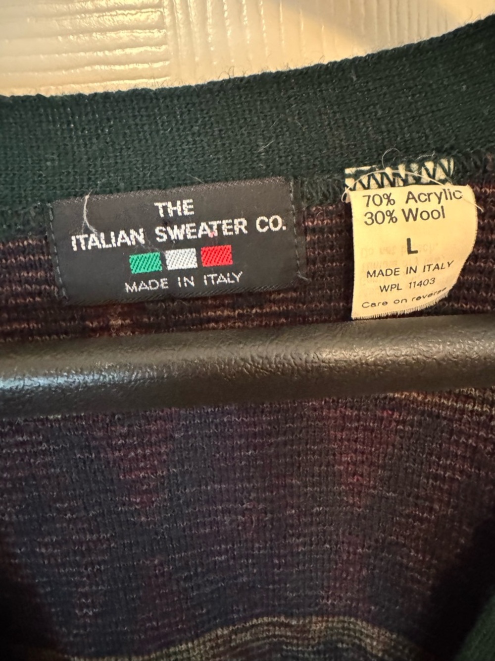 The Italian Sweater Co. Vintage V-Neck Cardigan Large Made in Italy Grandpa Core - Picture 4 of 8
